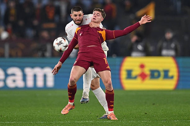 Dự đoán tỷ số và phân tích chiến thuật khi tottenham đấu với liverpool cùng những cầu thủ quyết định trận đấu